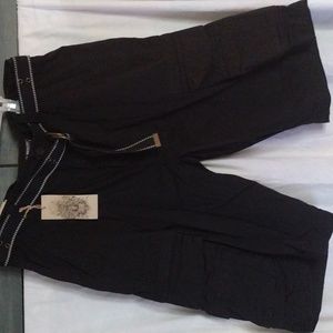 NWT Paco jeans company Black cargo shorts w/belt.
